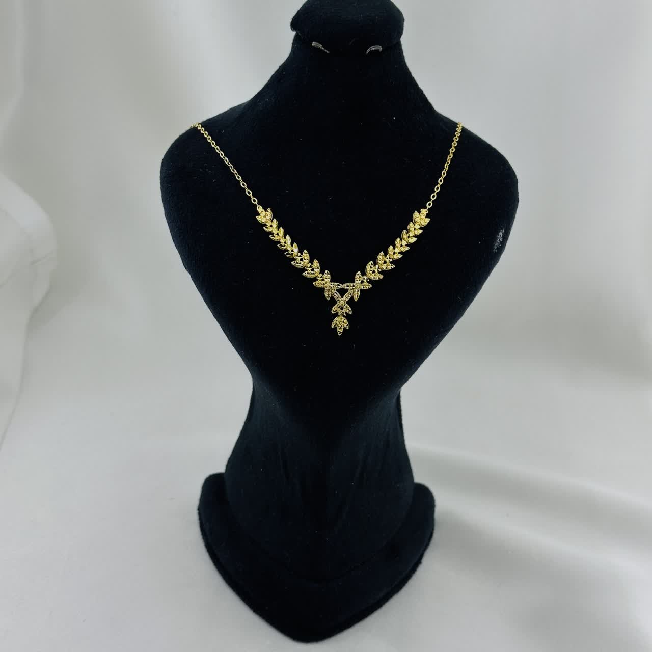 گردنبند تراش