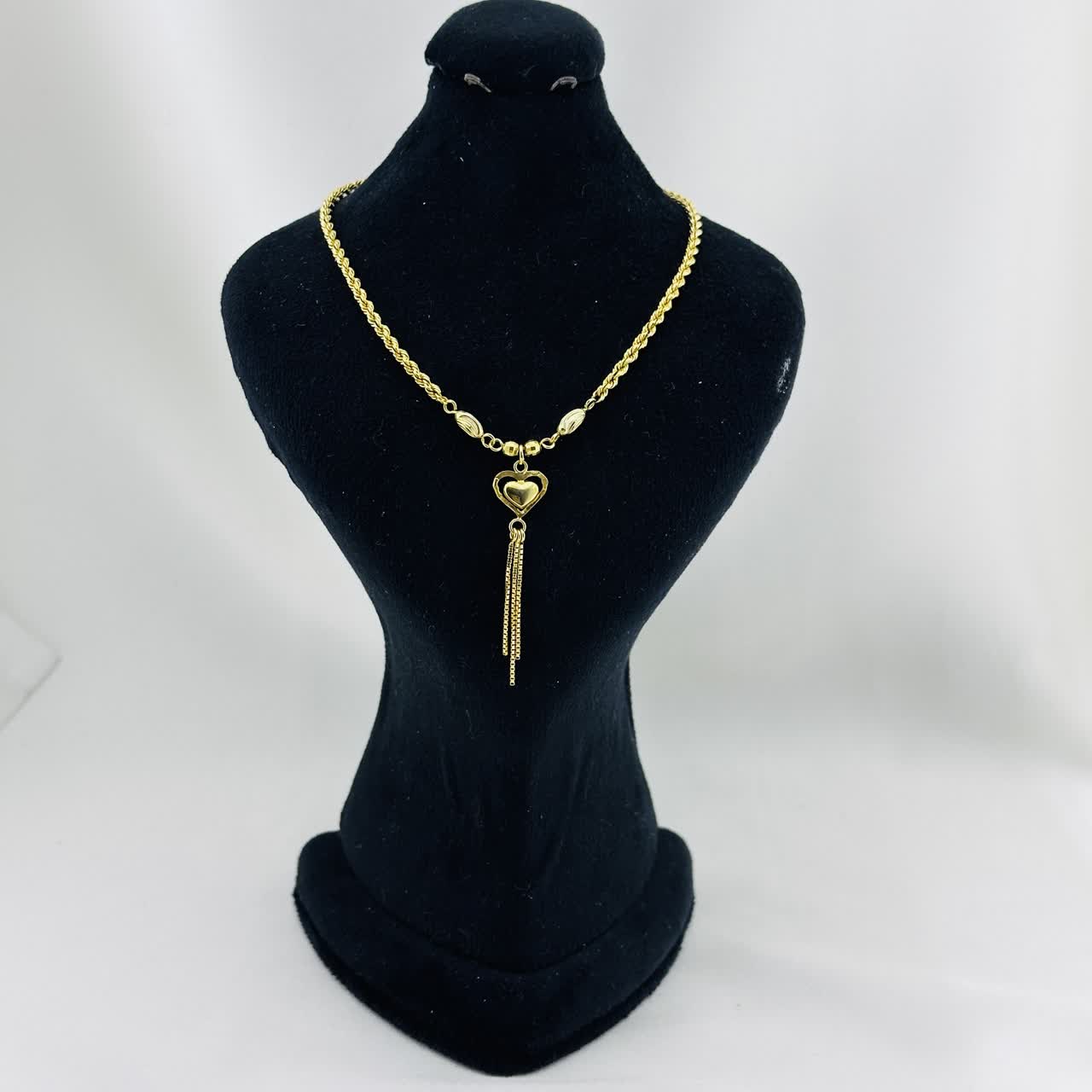 گردنبند طنابی