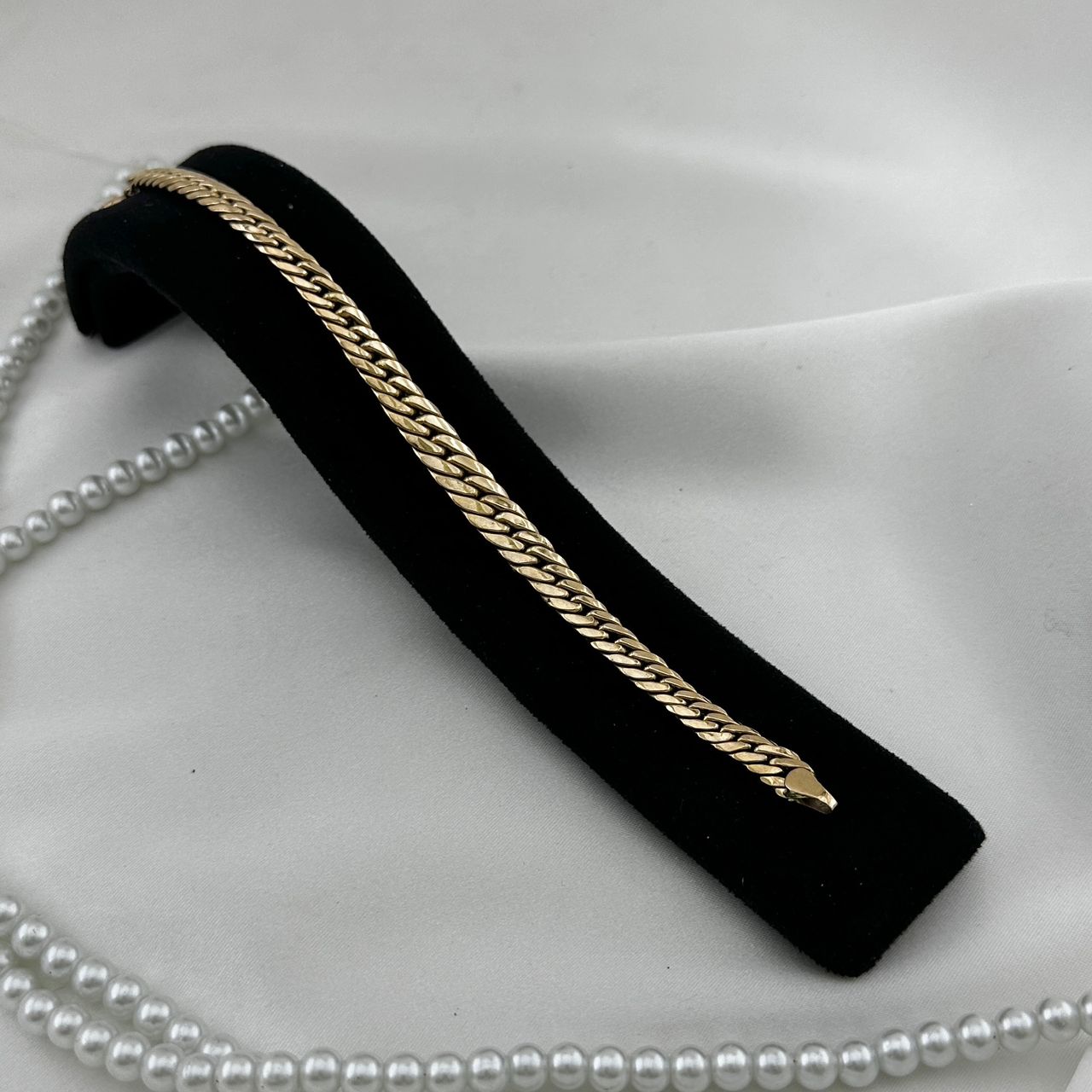 دستبند کارتیر