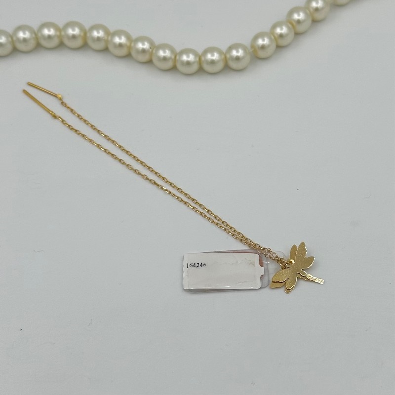 گوشواره بخیه شاپرک