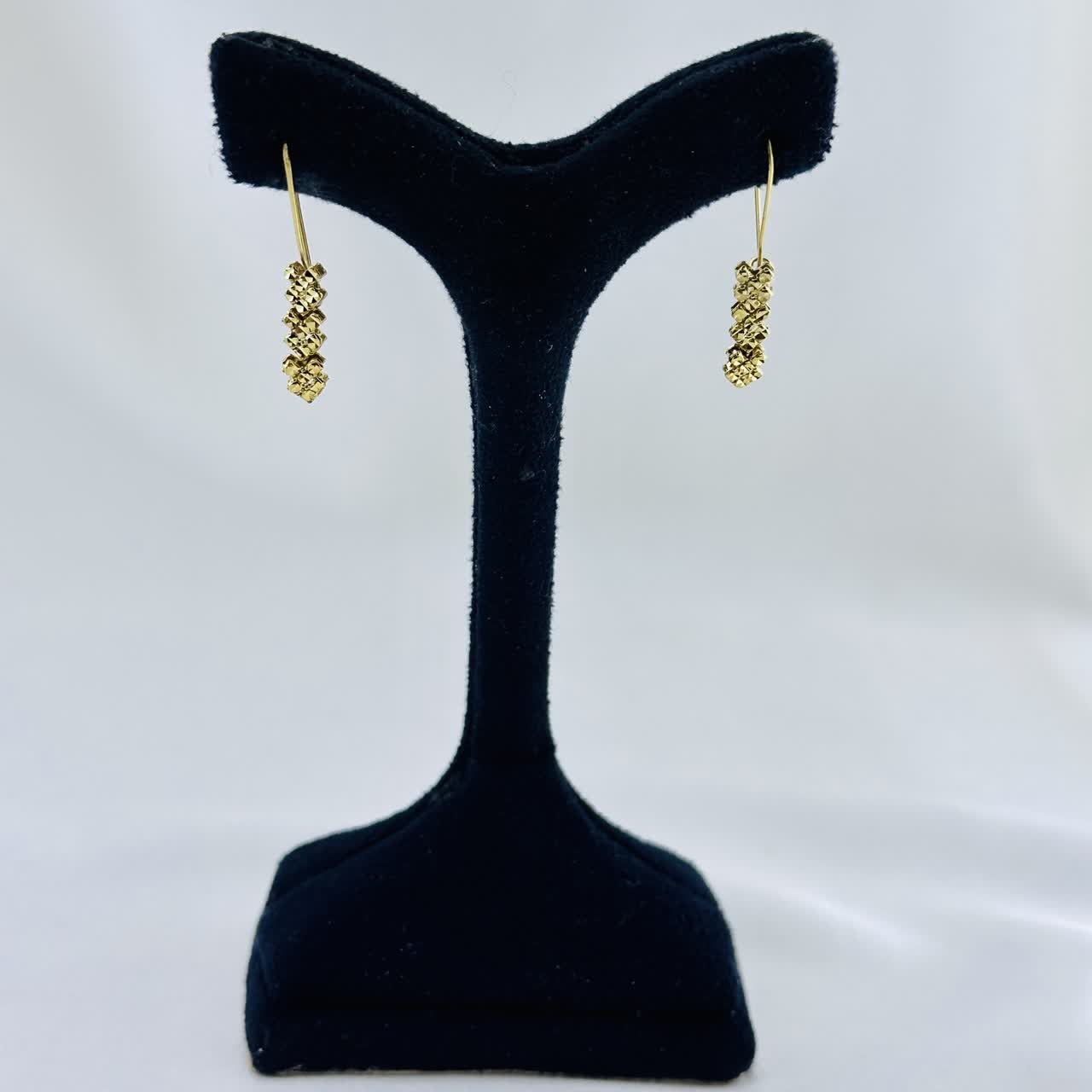 گوشواره تراش