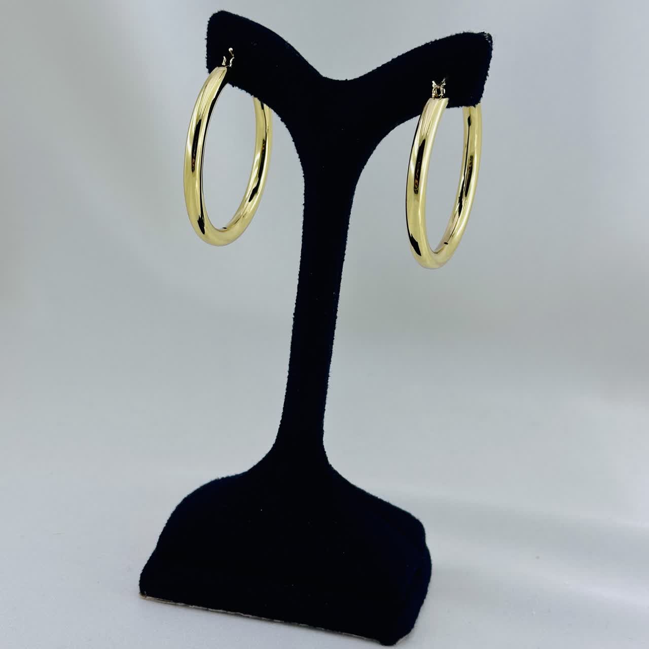 گوشواره گرازیلا