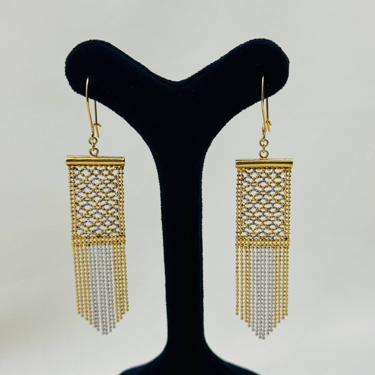 گوشواره آویز رشته ای