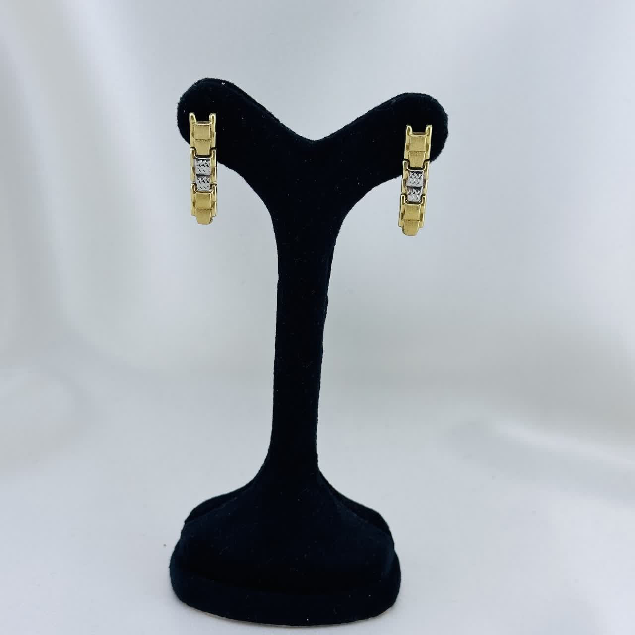 گوشواره میخی لوکس