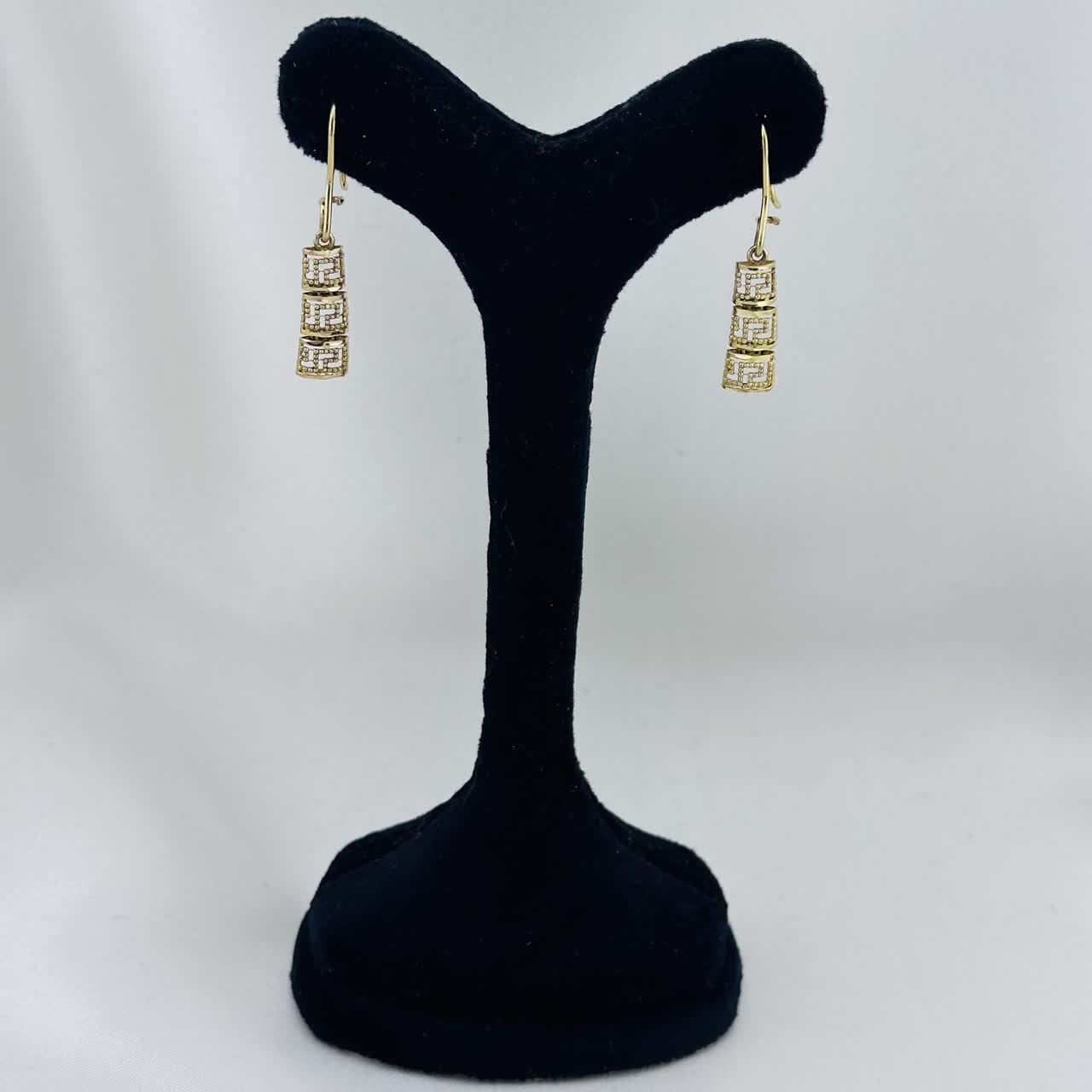 گوشواره تراش