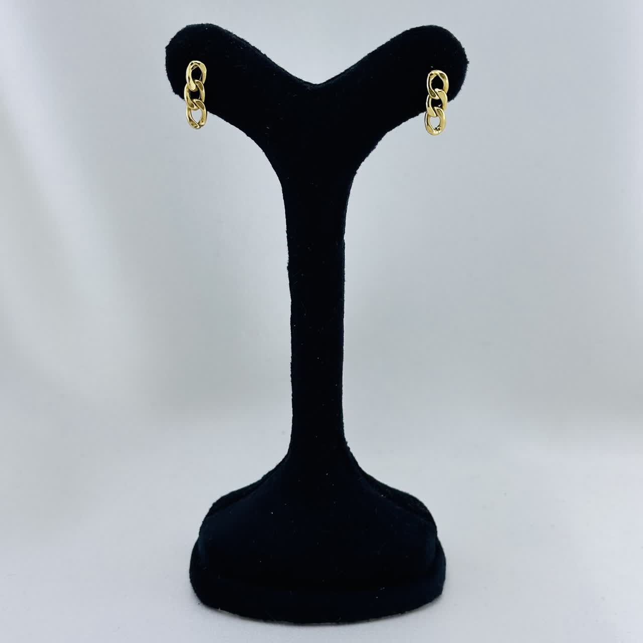 گوشواره میخی کارتیر