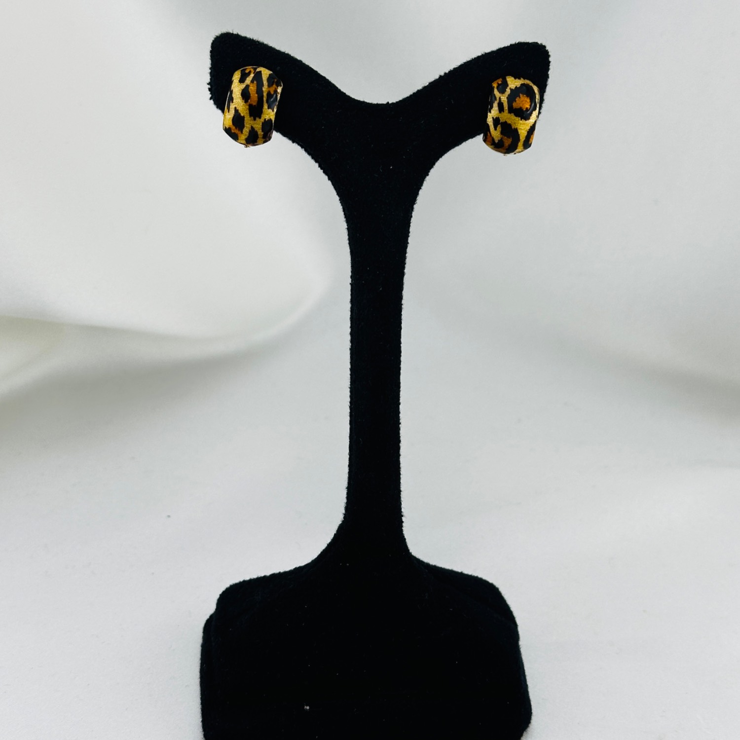 گوشواره پلنگی
