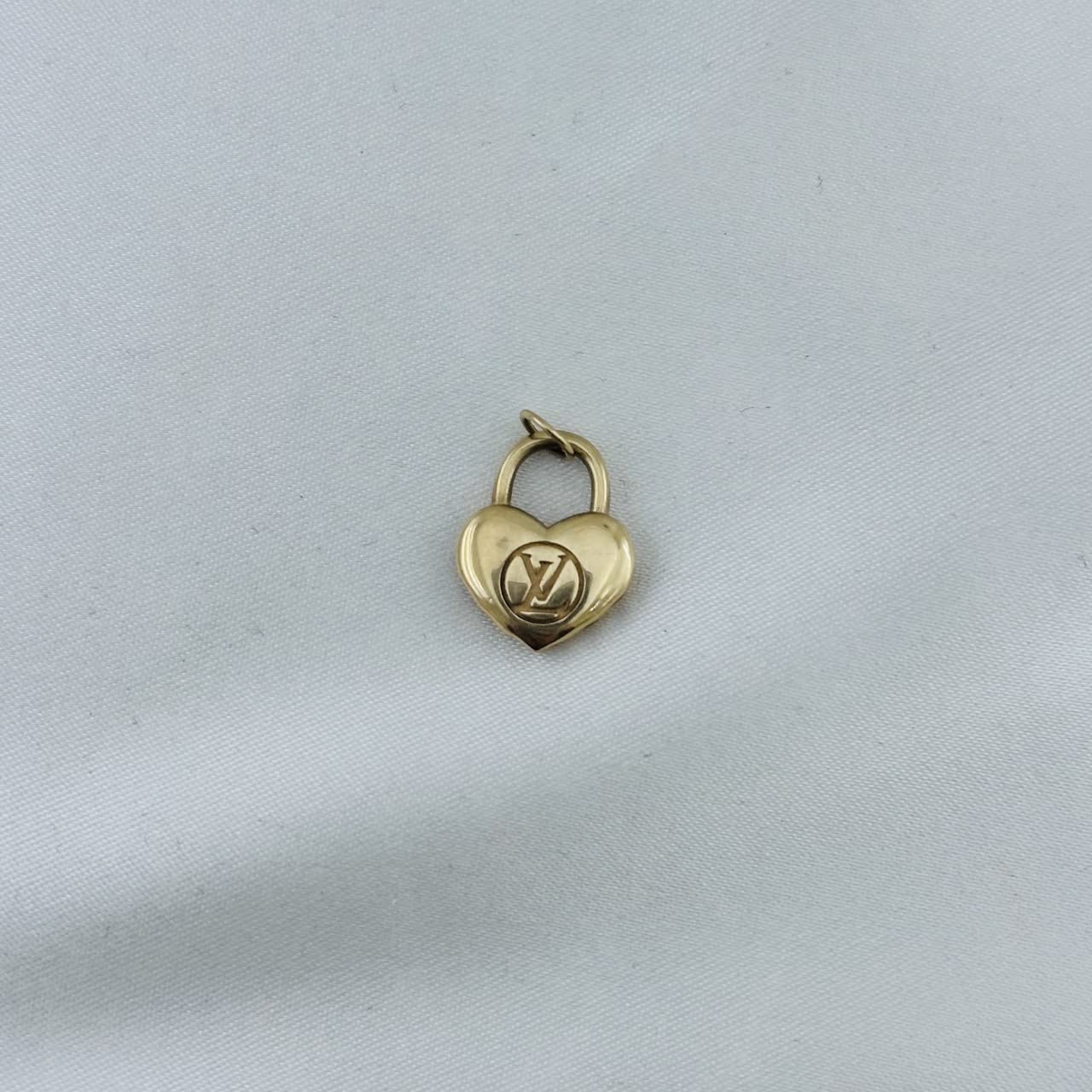 پلاک قلب ال وی